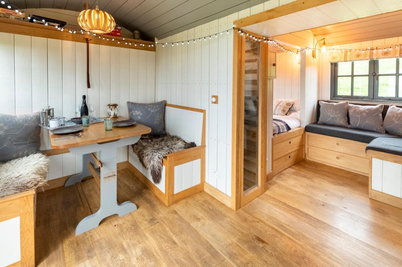 Tilbury Shepherd Huts With Hot Tubs Plus Holiday Cottages West Bagborough Exterior foto